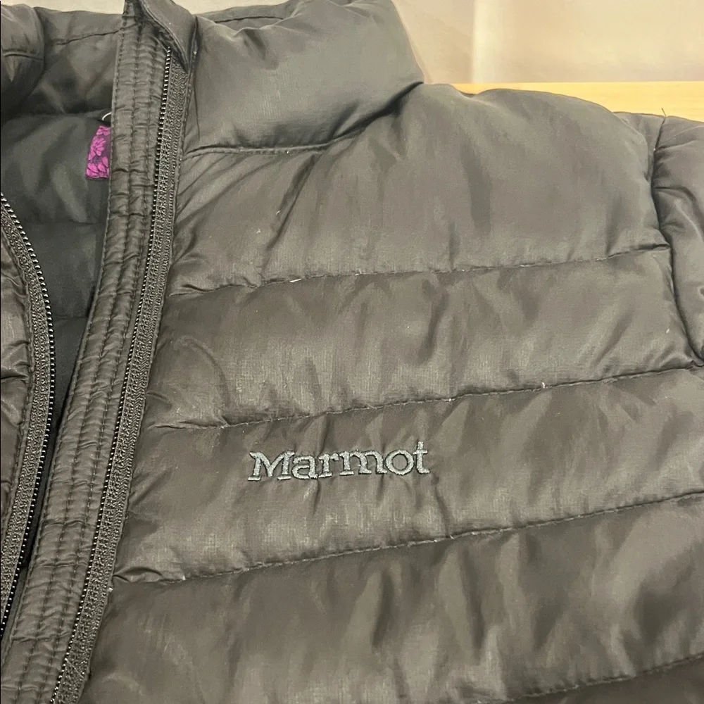 Marmot Youth Large, Black Puffer Jacket 700 Fill - Picture 2 of 8